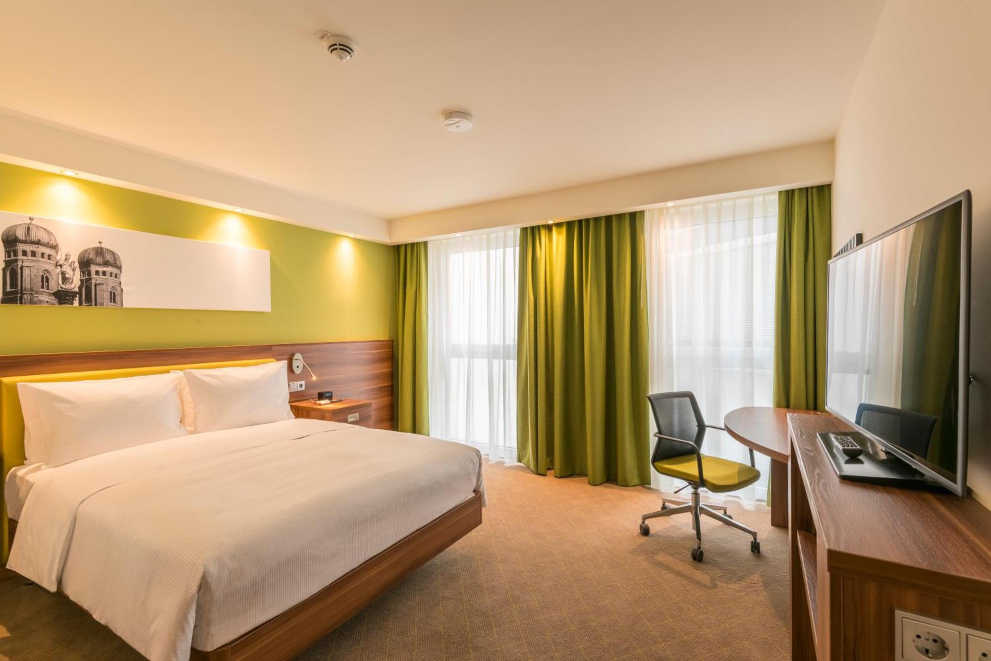 Hampton By Hilton West Hotel München